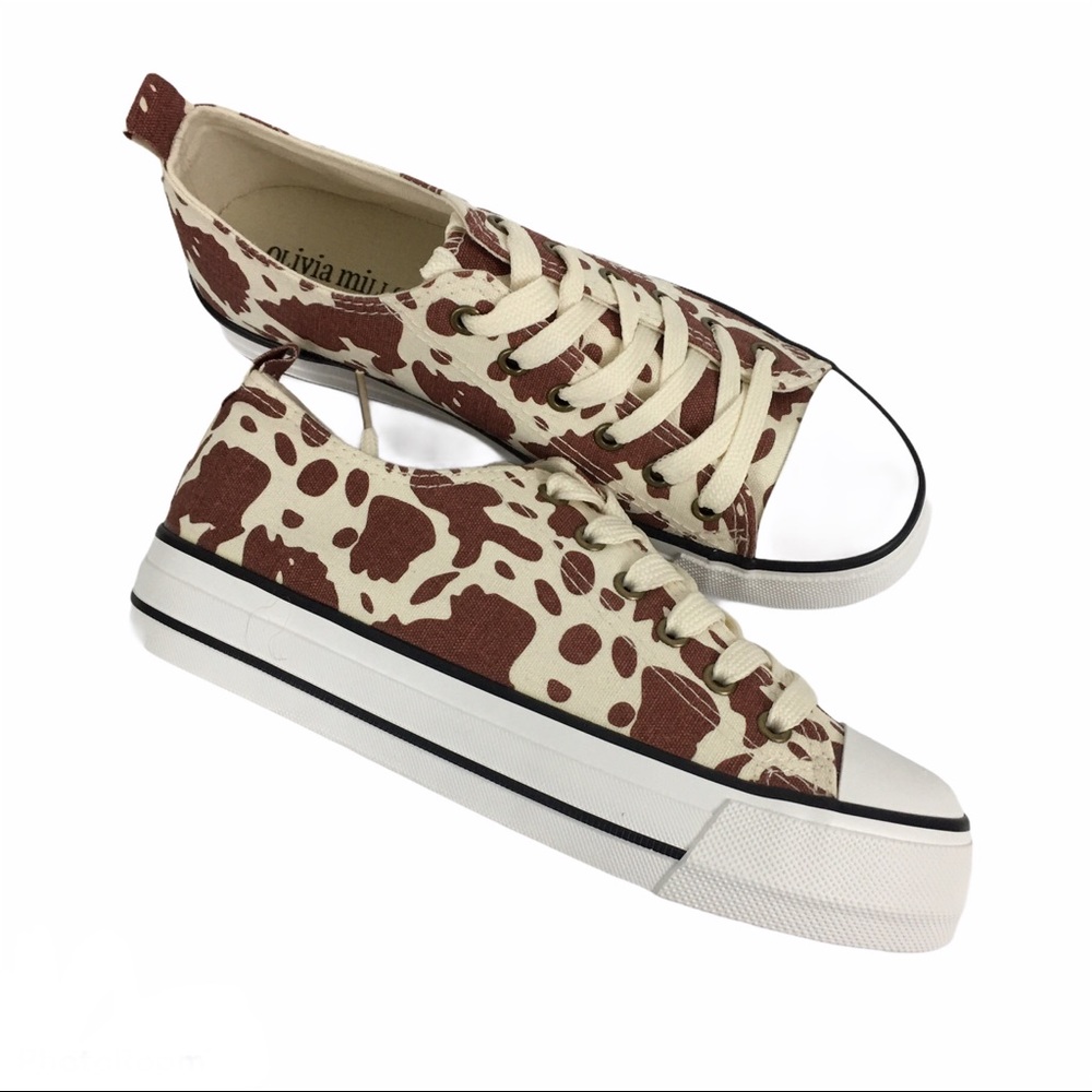 Olive Miller Brown White Cow Print Low Sneaker 8 - Picture 1 of 7